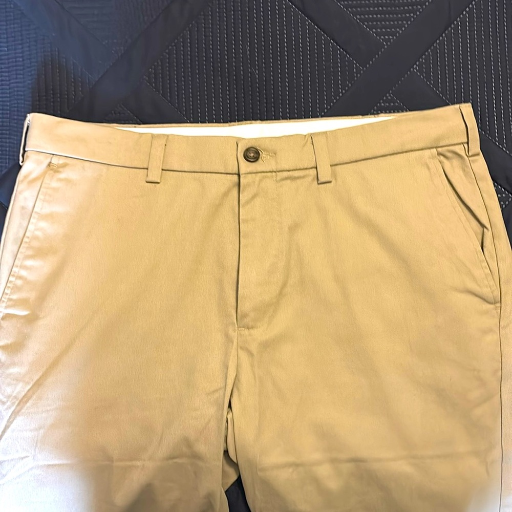 COPY - Mens Khaki Pants Men’s 33/30 size
